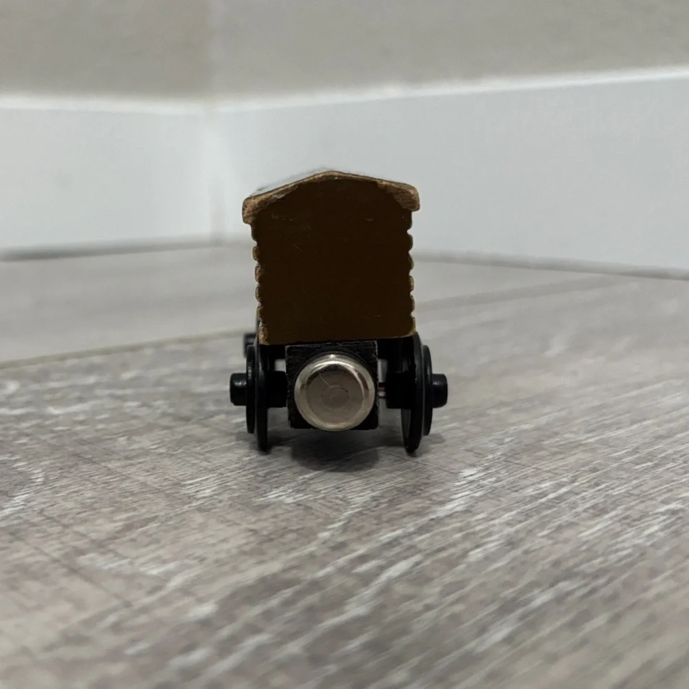Wooden Troublesome Truck Brakevan - White Face! Thomas & Friends